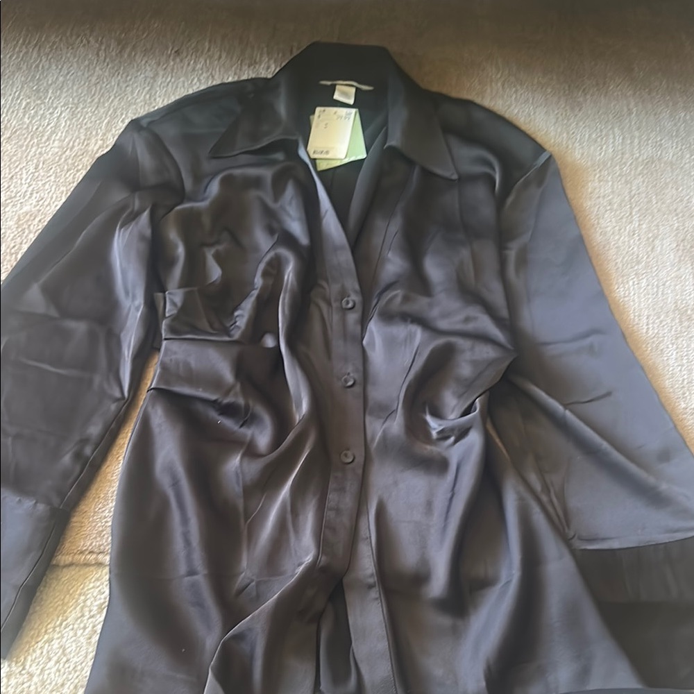 H&M Black Button-Up Sayin Top